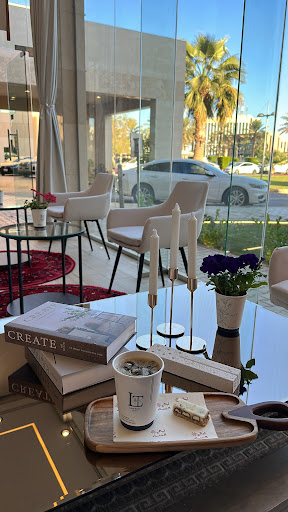 كافي لاين تو | Line Two Cafe