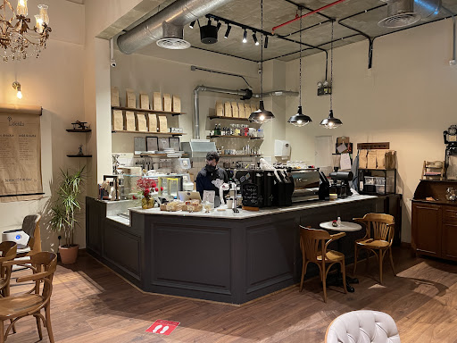 Locals Cafe