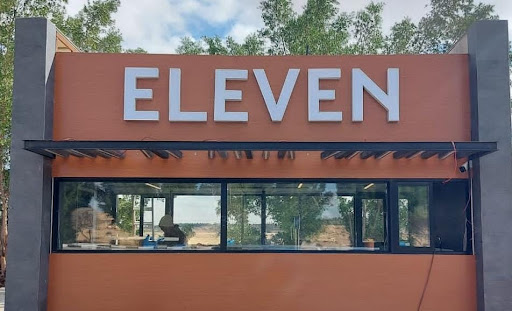 Eleven cafe