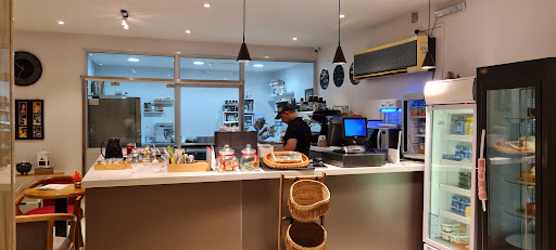 أفضل Cafe Near Me في السعودية: دليل العثور على أفضل المقاهي القريبة
