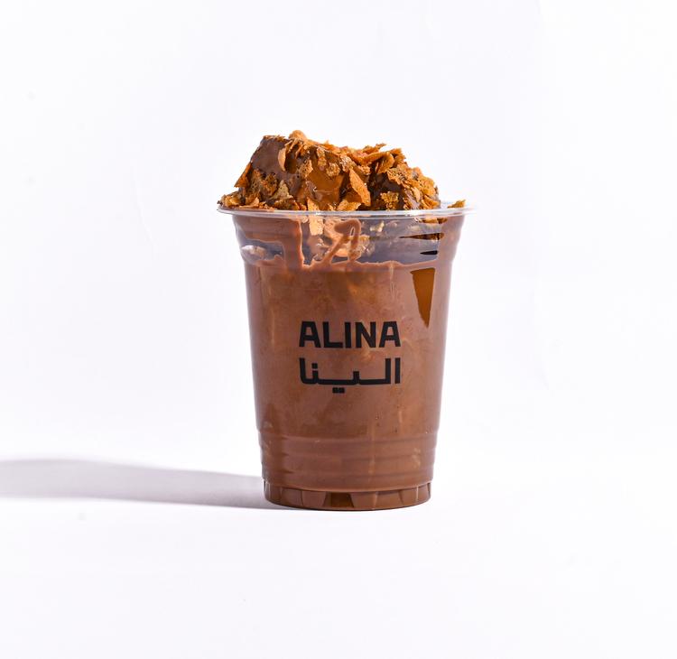 صورة ل İçkiler والحلويات في مقهى الينا كافيه ALINA CAFE بسلطانة